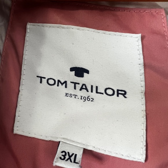 Long Winter Coat - Picture 11 of 13